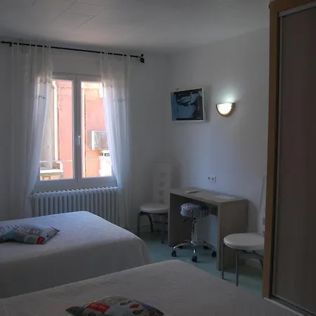 De La 2 Etoiles Hotell Valras-Plage