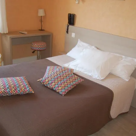 De La 2 Etoiles Hotell