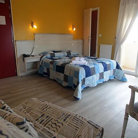 De La 2 Etoiles Hotell 2*