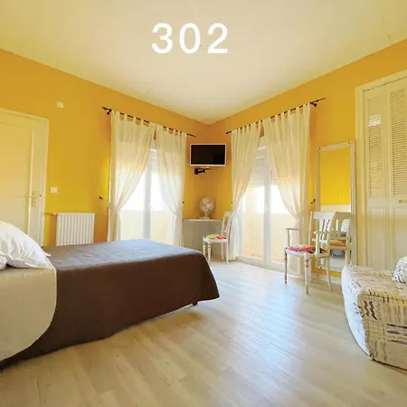 Hotel De La Valras-Plage